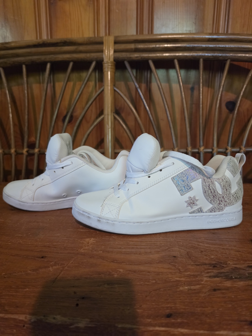DC Womens' White Low-Top Sneakers with Glitter Logo - Picture 14 of 16